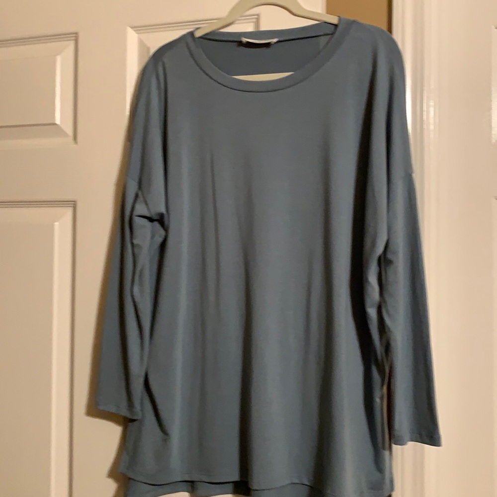 Small Extra Comfy and Soft Long Sleeve